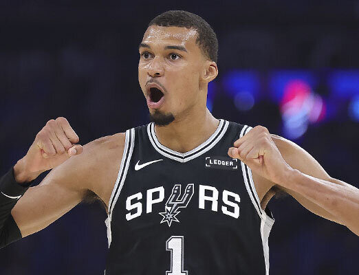 Вембаньяма: молодой титулованный гигант на вершине NBA!